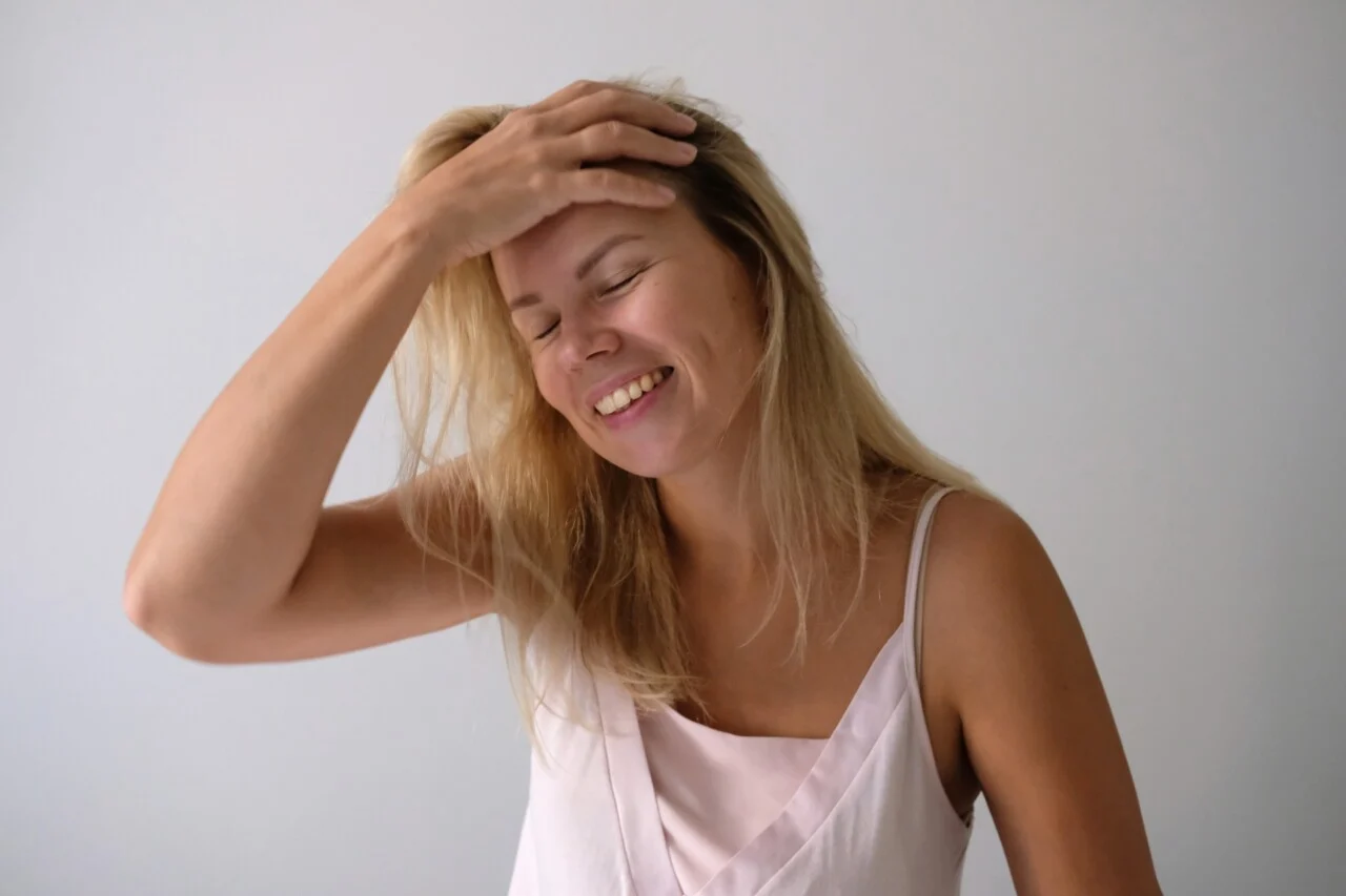 Jonge vrouw anticonceptie - Care for Women Heerde.